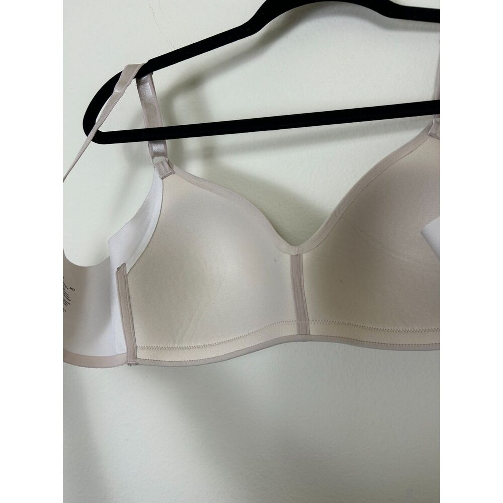 Warner's Bra 36D Neutral Wireless Comfortable supportive adjustable - Picture 4 of 6